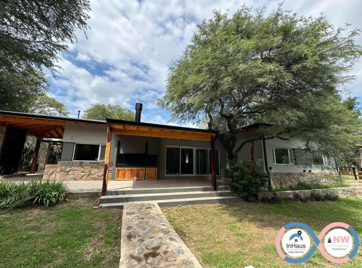 Casa · 165m² · 5 Ambientes · 1 Cochera