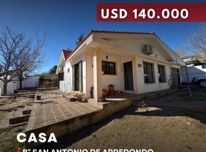 Casa · 112m² · 5 Ambientes · 1 Cochera