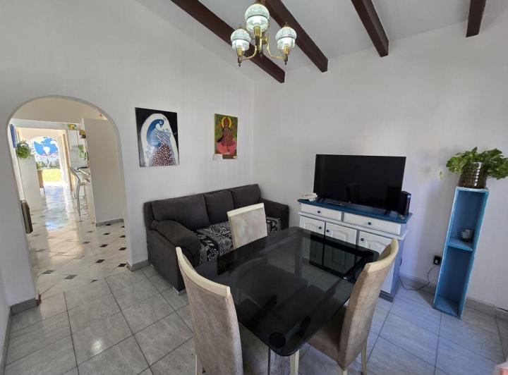 Casa · 130m² · 7 Ambientes · 1 Cochera