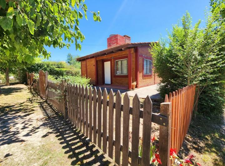Casa · 90m² · 2 Dormitorios · 2 Cocheras