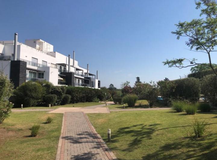Departamento · 70m² · 3 Ambientes · 1 Cochera