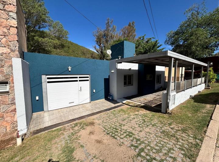 Casa · 154m² · 3 Ambientes · 4 Cocheras