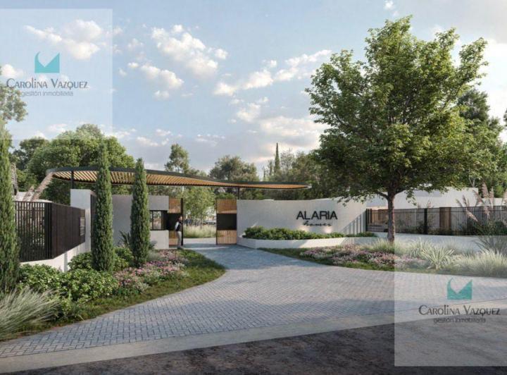 Casa · 215m² · 3 Dormitorios · 2 Cocheras