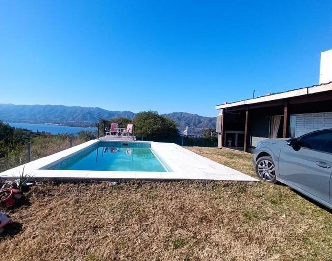 Casa · 250m² · 3 Ambientes · 1 Cochera