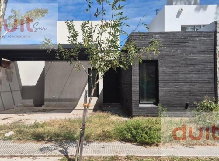 Casa · 109m² · 5 Ambientes