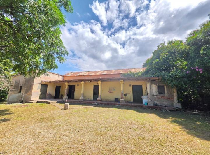 Casa · 330m²