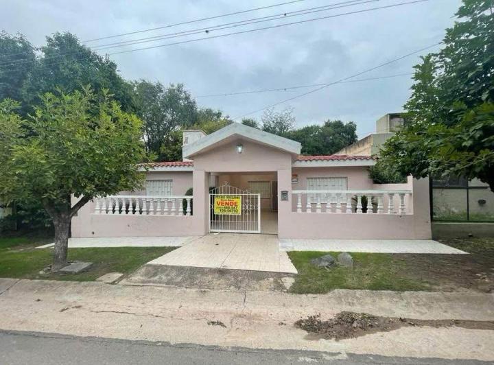 Casa · 159m² · 2 Ambientes · 1 Cochera