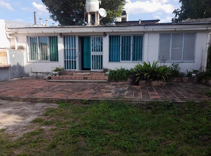 Casa · 100m² · 3 Ambientes · 1 Cochera