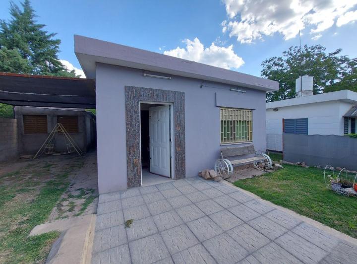 Casa · 11m² · 4 Ambientes · 1 Cochera