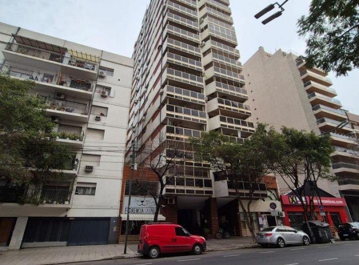 Departamento · 81m² · 4 Ambientes · 1 Cochera