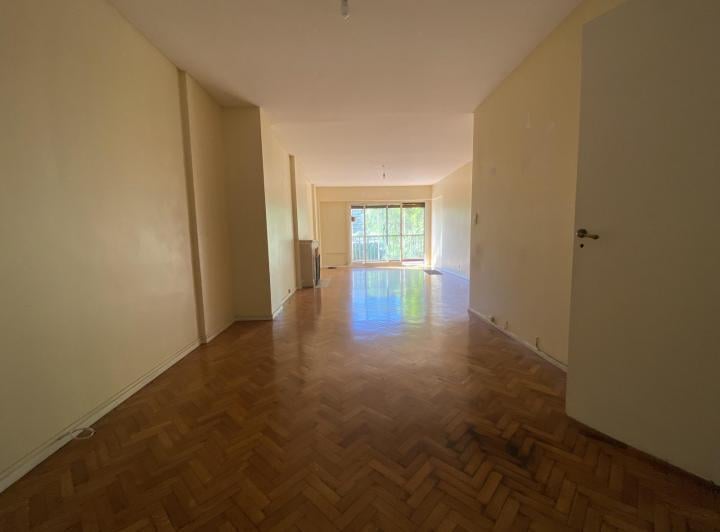 Departamento · 170m² · 5 Ambientes · 1 Cochera