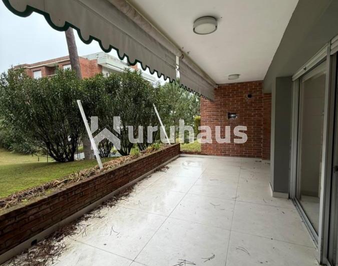 Departamento · 138m² · 5 Ambientes · 1 Cochera