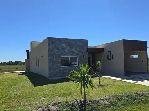 Casa en Venta en Federación, Entre Ríos