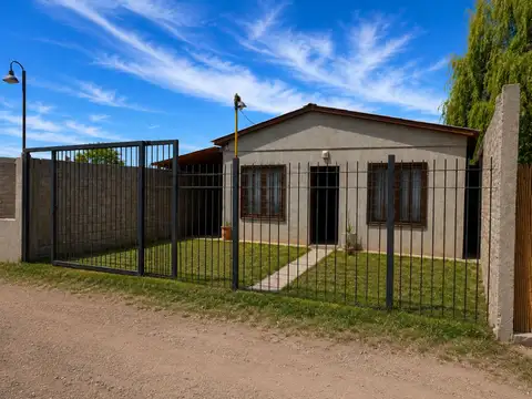 Casa en Venta en Primavera, Guaymallén