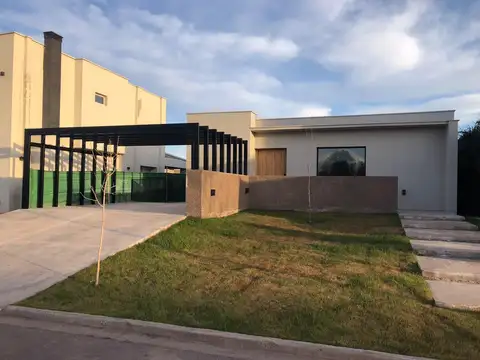 Casa en Venta en Calle Terrada, Luján de Cuyo