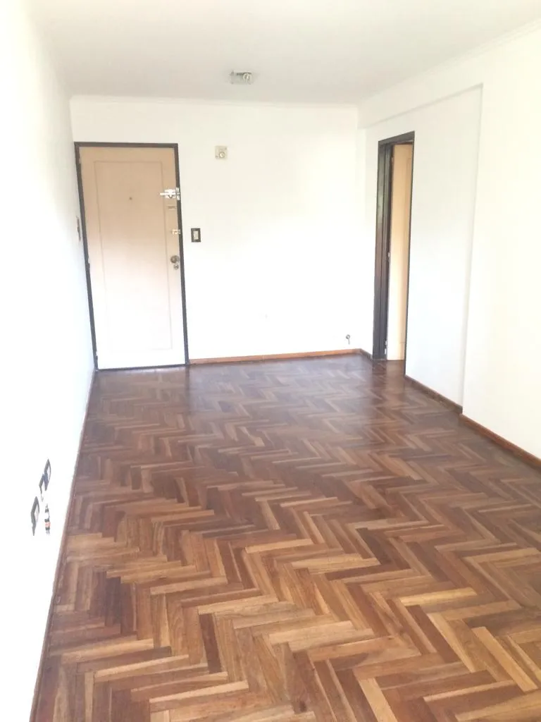 Nueva Córdoba | Departamento de 1 dormitorio con balcón frente al Parque – Escritura