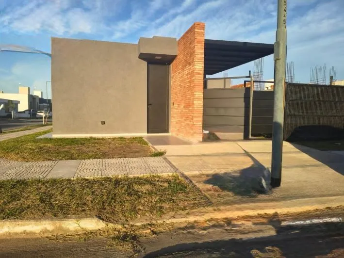 VENTA Duplex Barrio Colinas de Manantiales. 2 dorm, 2 baño. Gran Oportunidad!