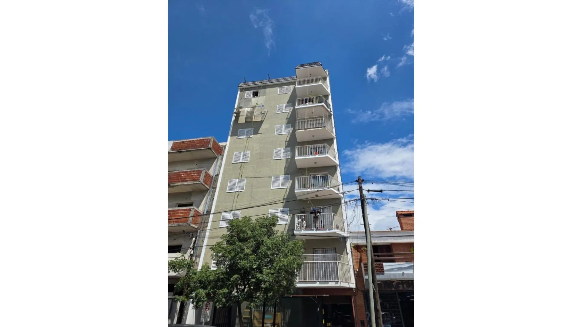 Exc depto 2 dor alq amoblado gge Av Sarmiento al 700