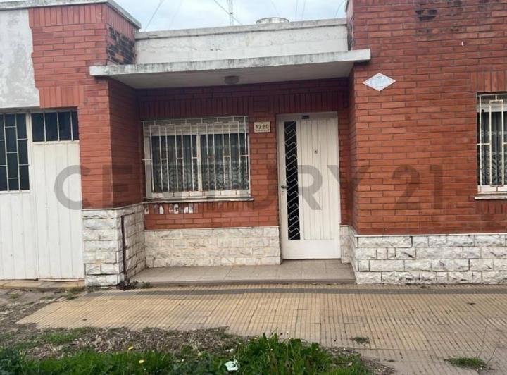 Casa · 173m² · 5 Ambientes · 1 Cochera