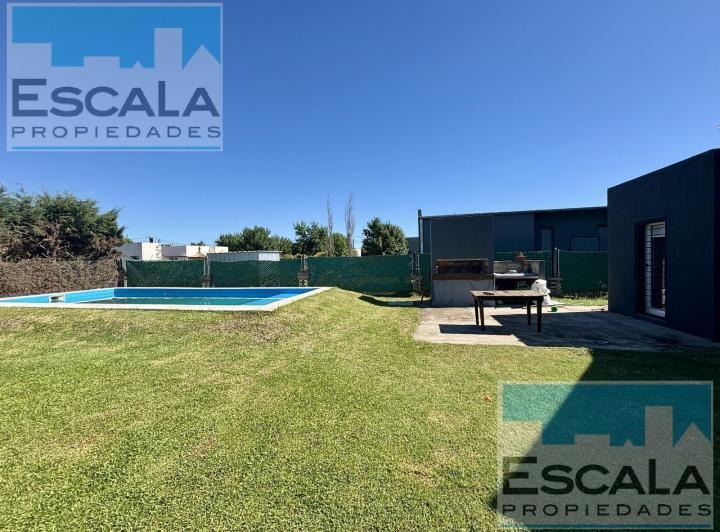 Casa · 100m² · 3 Ambientes · 1 Cochera