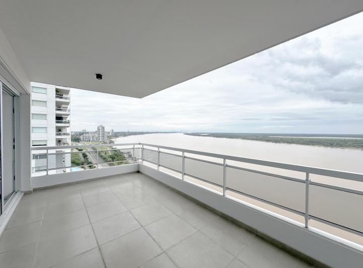 Departamento · 130m² · 4 Ambientes · 2 Cocheras