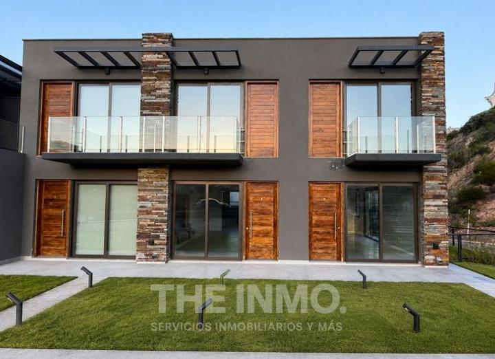 Departamento · 90m² · 4 Ambientes · 1 Cochera