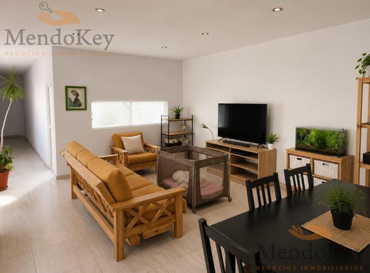 Casa · 140m² · 5 Ambientes · 2 Cocheras