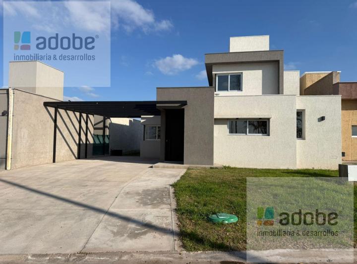Casa · 150m² · 3 Dormitorios · 2 Cocheras