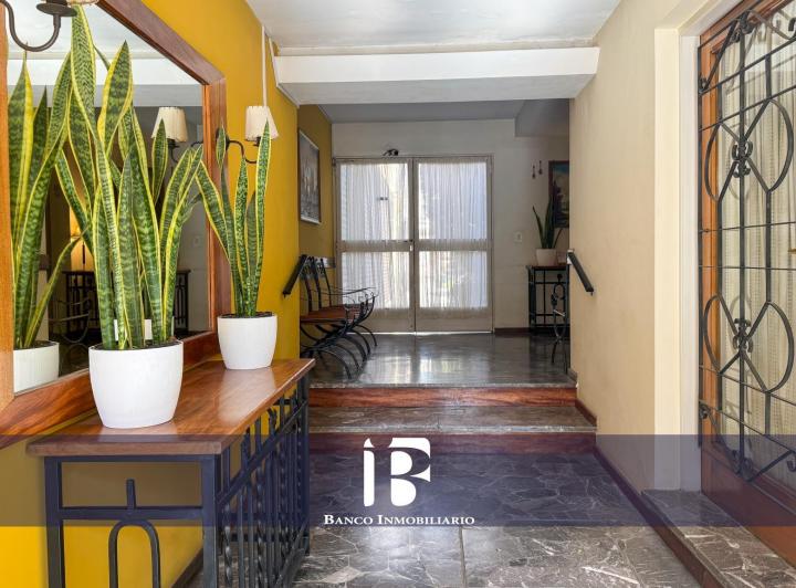 Hotel · 1149m² · 31 Dormitorios · 15 Cocheras
