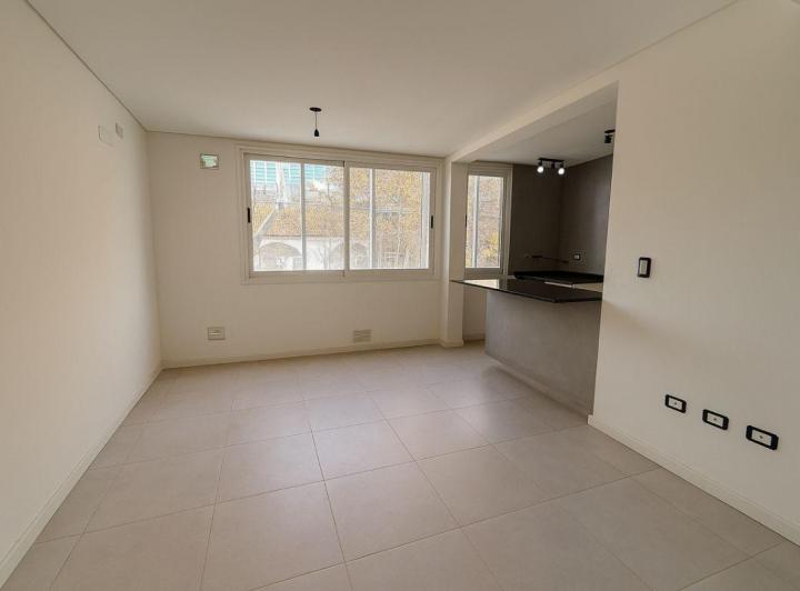 Departamento · 80m² · 4 Ambientes · 1 Cochera