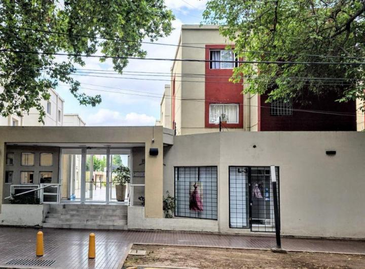 Departamento · 68m² · 6 Ambientes · 1 Cochera