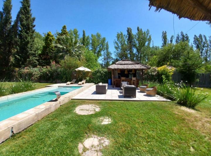 Casa · 168m² · 4 Ambientes · 2 Cocheras