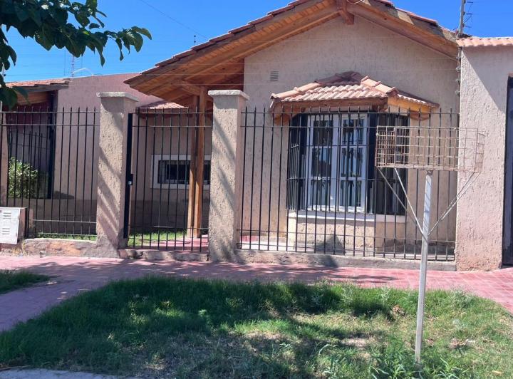 Casa · 137m² · 2 Dormitorios · 1 Cochera