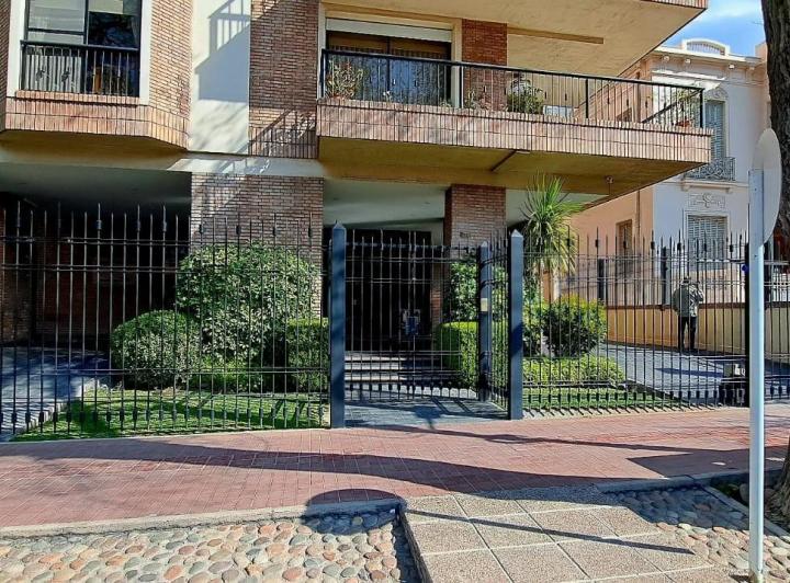 Departamento · 177m² · 2 Dormitorios · 2 Cocheras