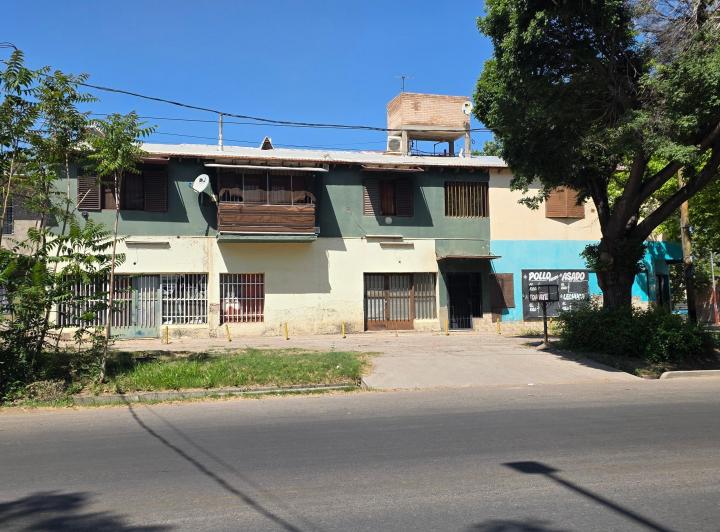 Departamento · 120m² · 8 Ambientes