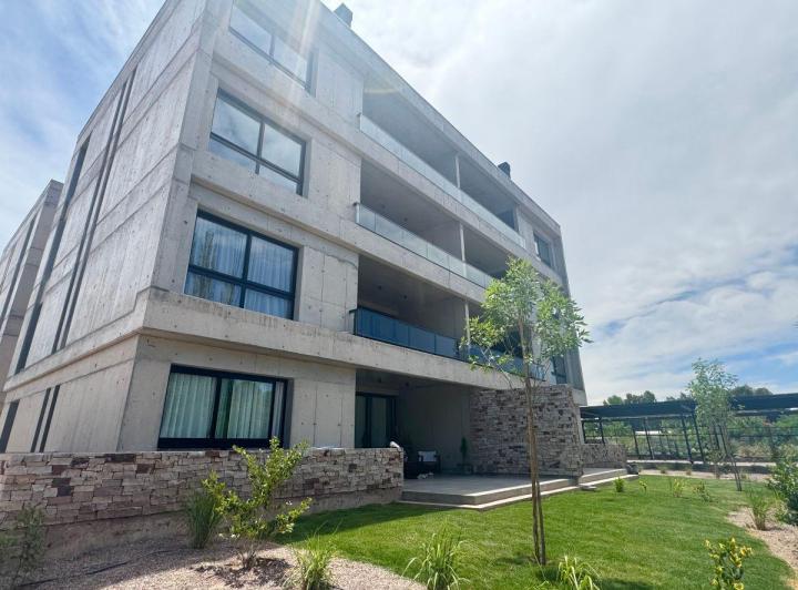 Departamento · 110m² · 4 Ambientes · 1 Cochera
