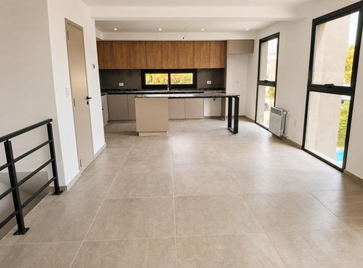 Departamento · 100m² · 5 Ambientes · 1 Cochera