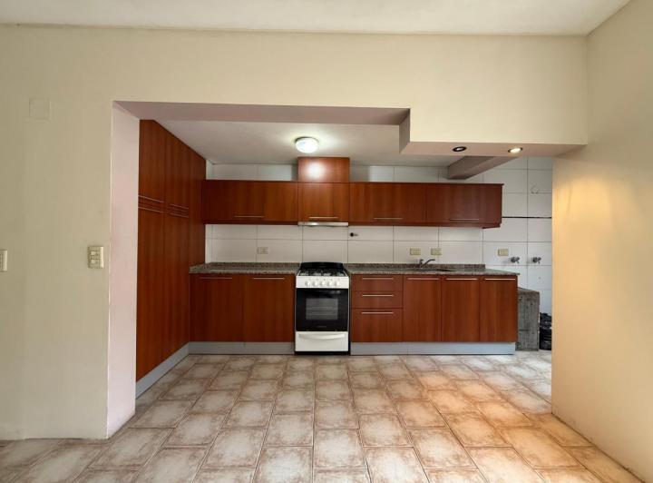 Casa · 88m² · 3 Ambientes · 1 Cochera