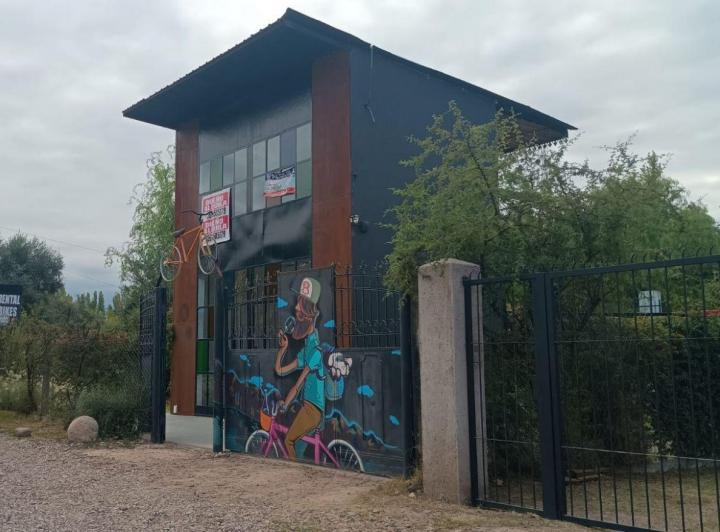 Terreno · 820m²