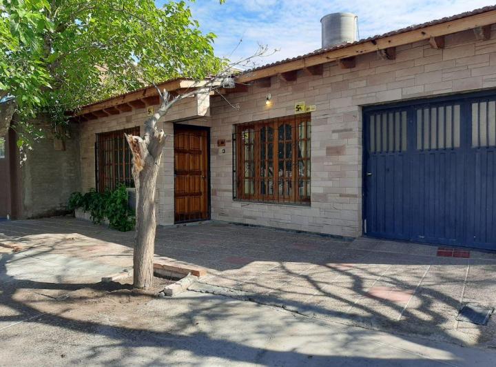 Casa · 118m² · 5 Ambientes · 3 Cocheras