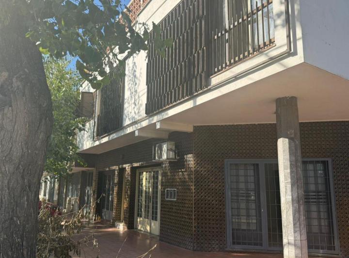 Departamento · 150m² · 9 Ambientes · 1 Cochera