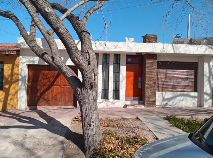 Casa · 208m² · 4 Dormitorios