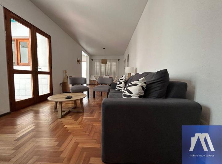 Departamento · 174m² · 8 Ambientes · 1 Cochera