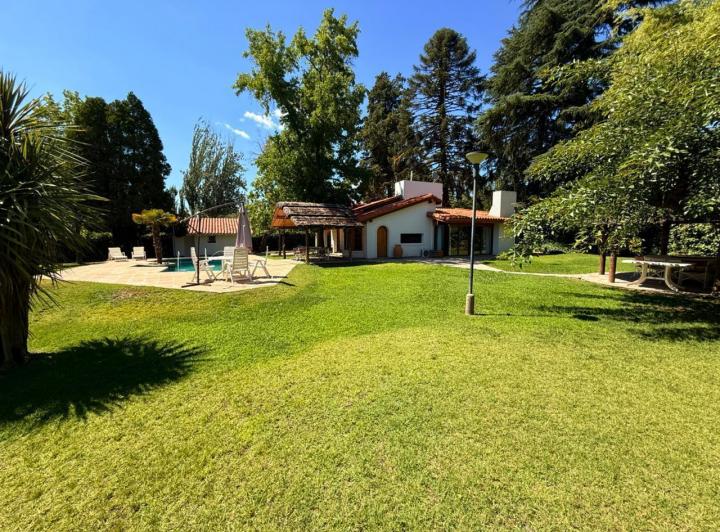 Casa · 231m² · 15 Ambientes