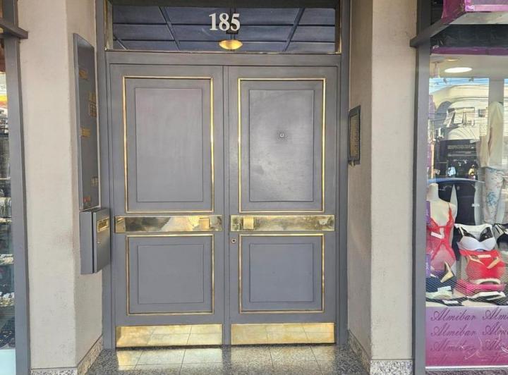 Oficina comercial · 85m² · 5 Ambientes