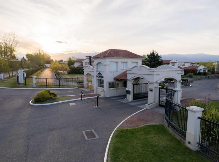 Terreno · 800m²