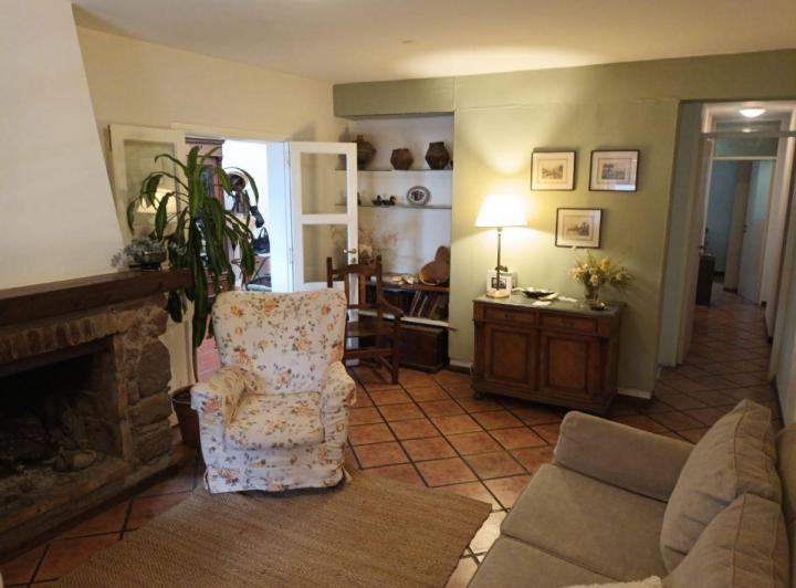Casa · 135m² · 7 Ambientes · 1 Cochera