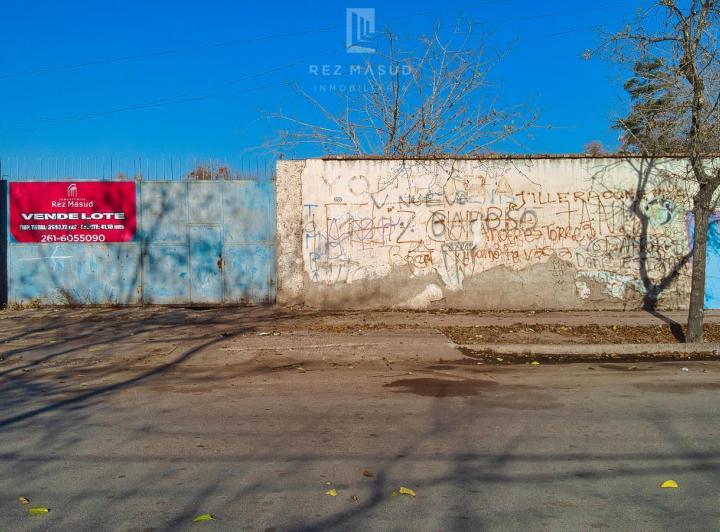 Terreno · 3943m²