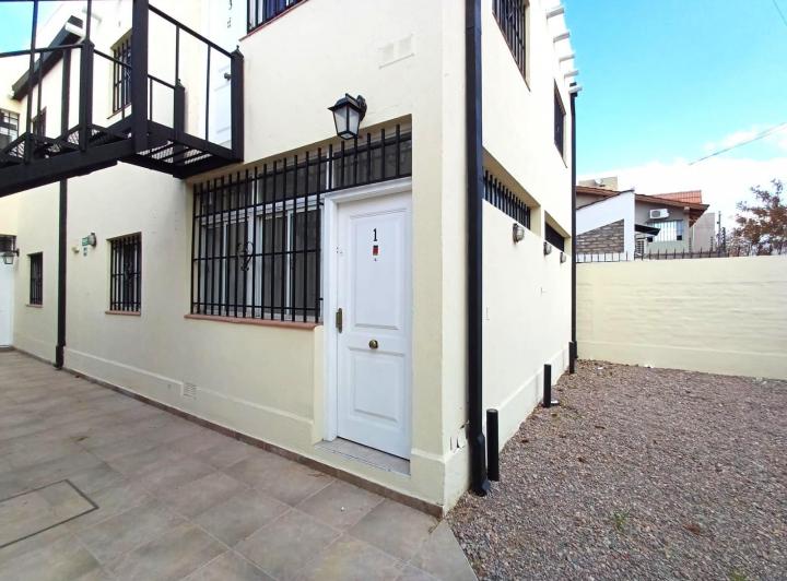 Departamento · 60m² · 4 Ambientes · 1 Cochera
