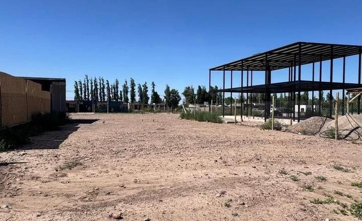 Terreno · 300m²